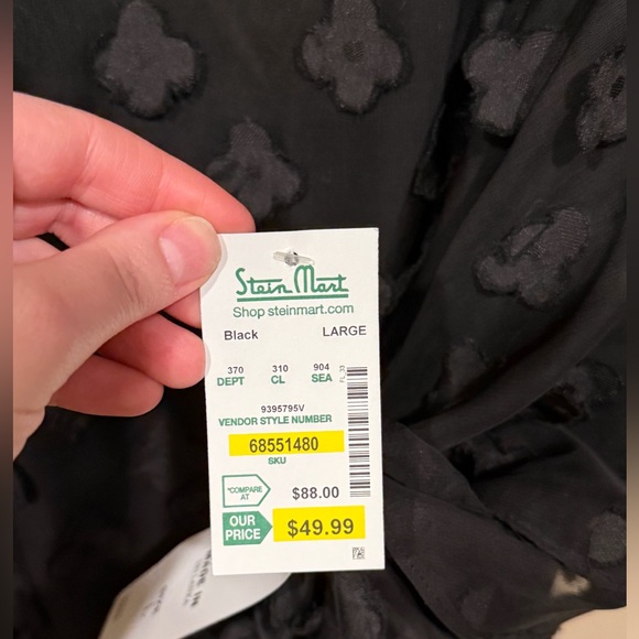 Women’s Large MSK black sheer overlay top with 3D floral appliqués. NWT - Picture 3 of 5